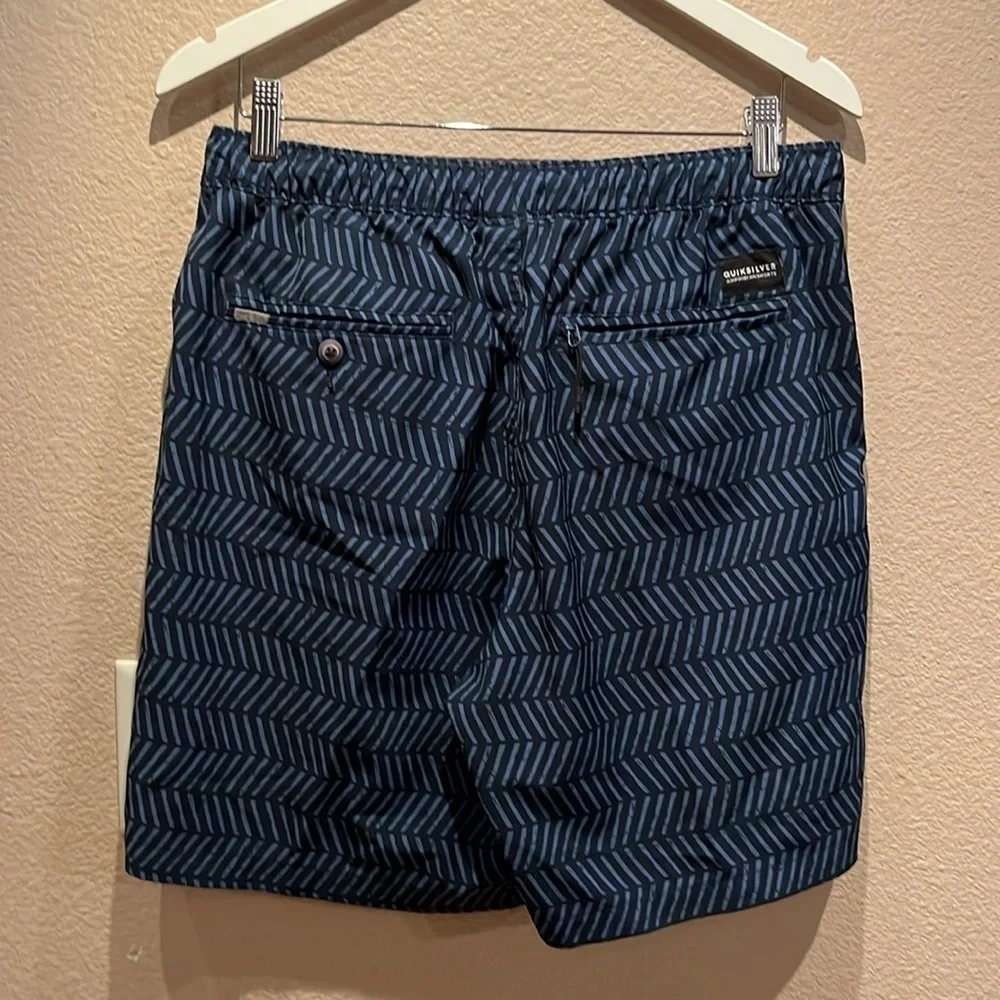 Quiksilver Men’s Amphibian Board Shorts Swim Trunks Size Medium